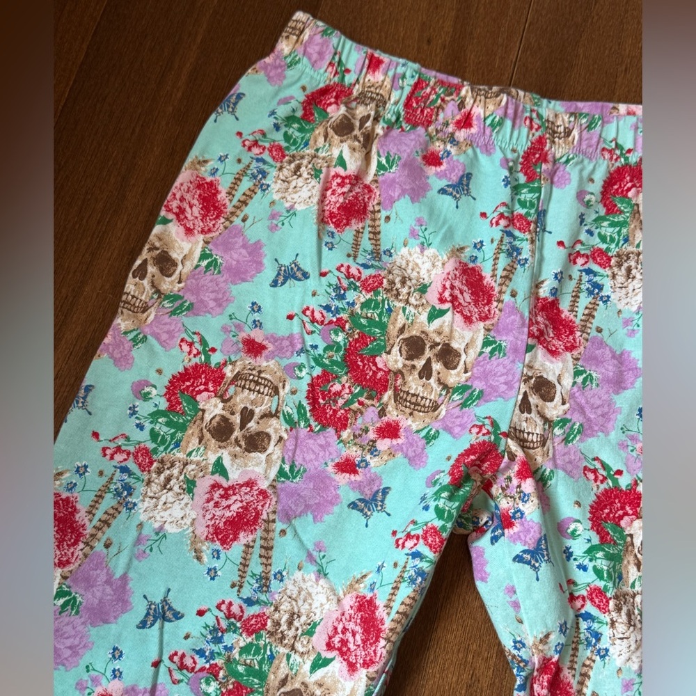 NWOT NO BOUNDARIES Floral Skull Print Leggings - Picture 2 of 4